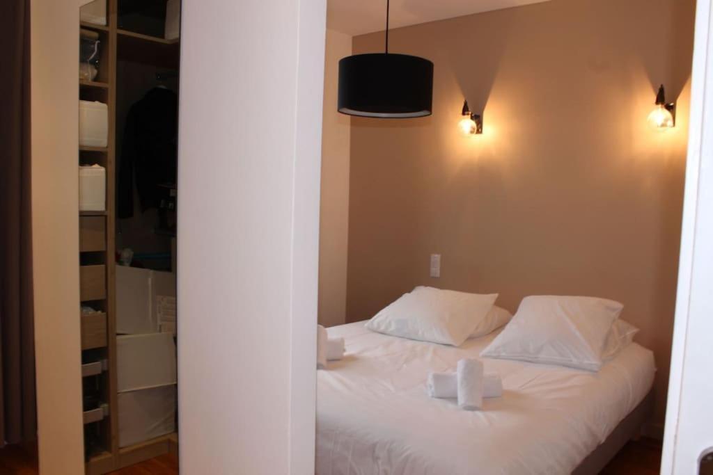 Le Jane : Centre Ville, Garage, Balcon Annecy Bagian luar foto